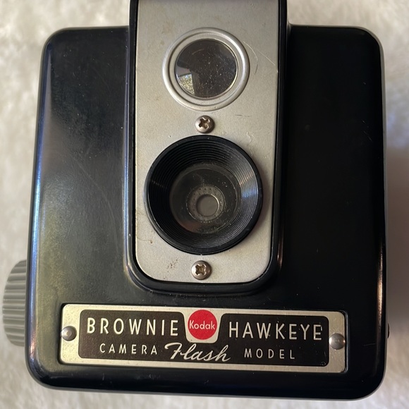Kodak Brownie Hawkeye Camera. VINTAGE - Picture 2 of 4